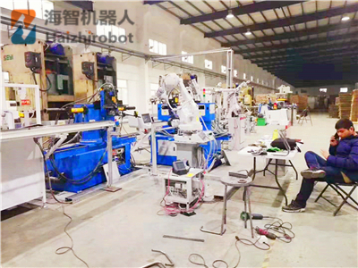 沖壓機(jī)械臂
